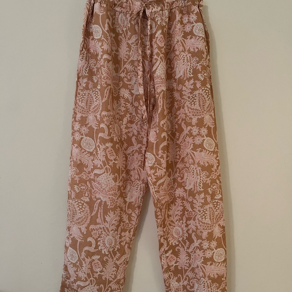 Roller Rabbit Tan Floral Cropped Pants